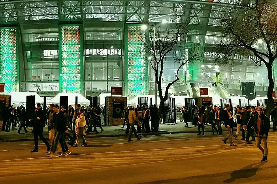 为什么现在的中锋跑动距离比二十年前多得多·逐帧回看·射门那一刻